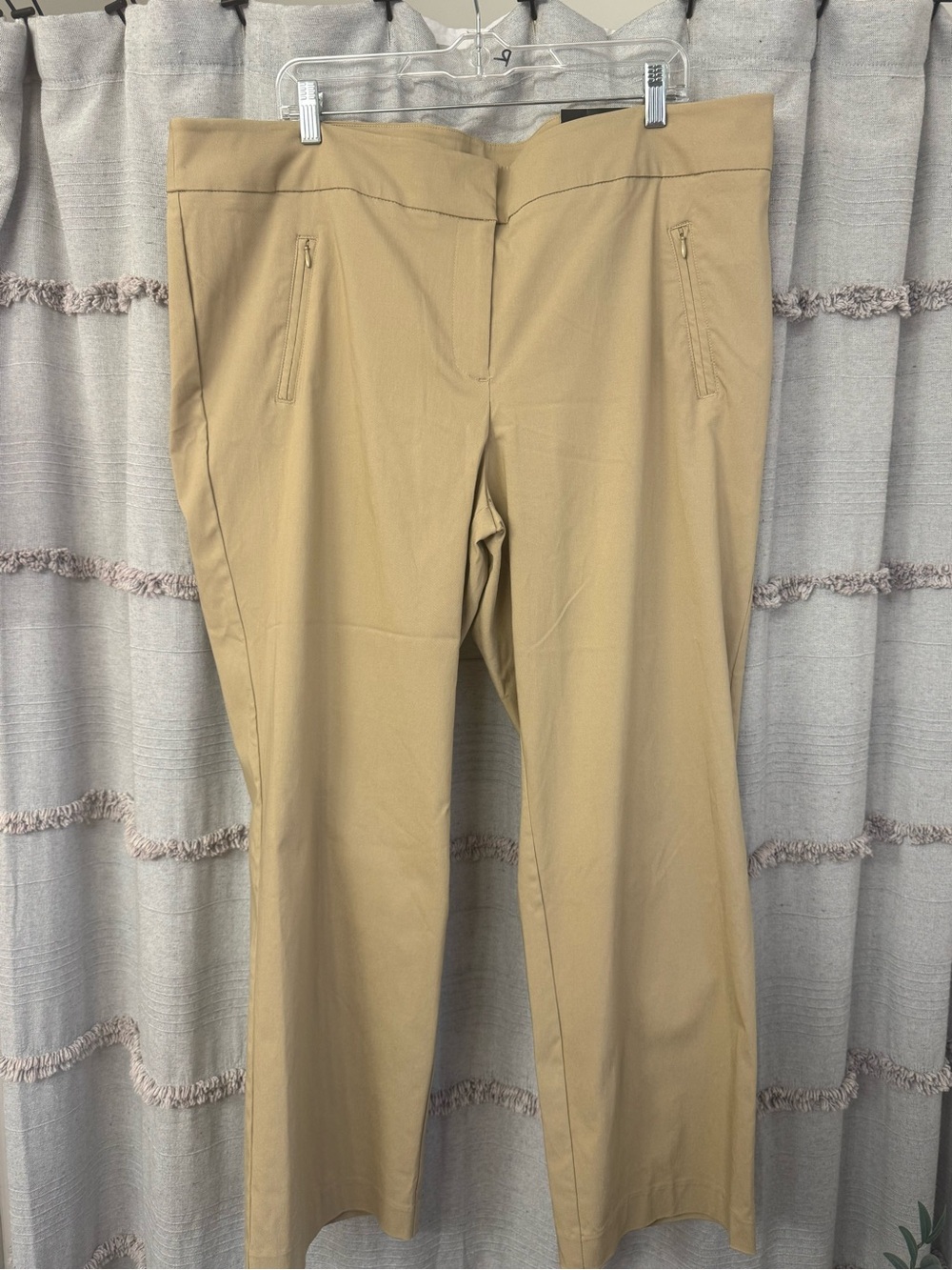 Lane Bryant Womens Plus Size Straight Leg Khaki Pant NWT - SIZE 22